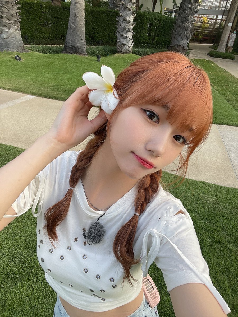 youngeunbbl's tweet photo. 🦊🫧📸[230503]
1:18pm kst https://t.co/AuutZWFRRZ