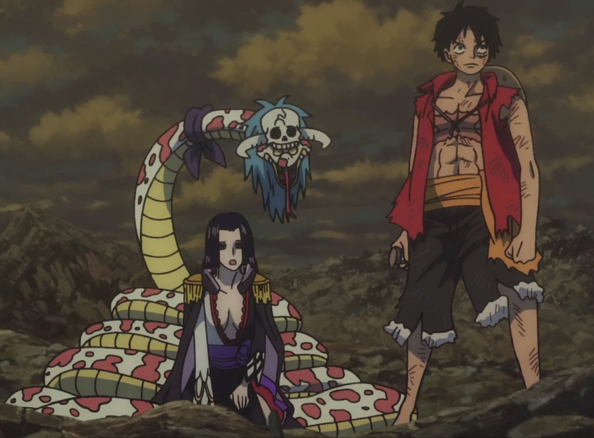 joniiirl's tweet photo. Did u all notice how Mero Mero no Mi (Boa Hancock’s🐍 devil fruit🍈💗) always matching with Luffy’s &amp; Boa’s clothes?
What will be Oda cooking? 🤩

#ONEPIECE1083 🏴‍☠️ https://t.co/QXWg4bBPb3