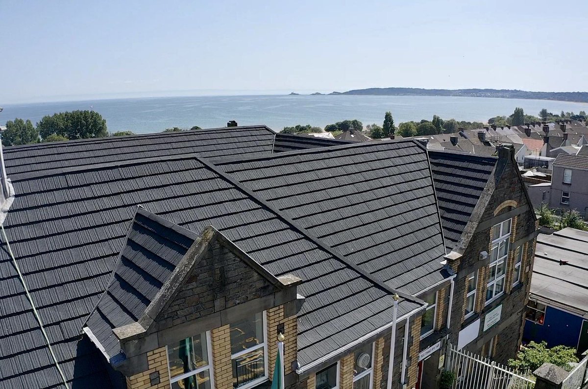 VanGuardRoof_'s tweet photo. Finished project of a lightweight metal roof in Swansea overlooking the beach 
#roofing https://t.co/zdJHEDU6rK