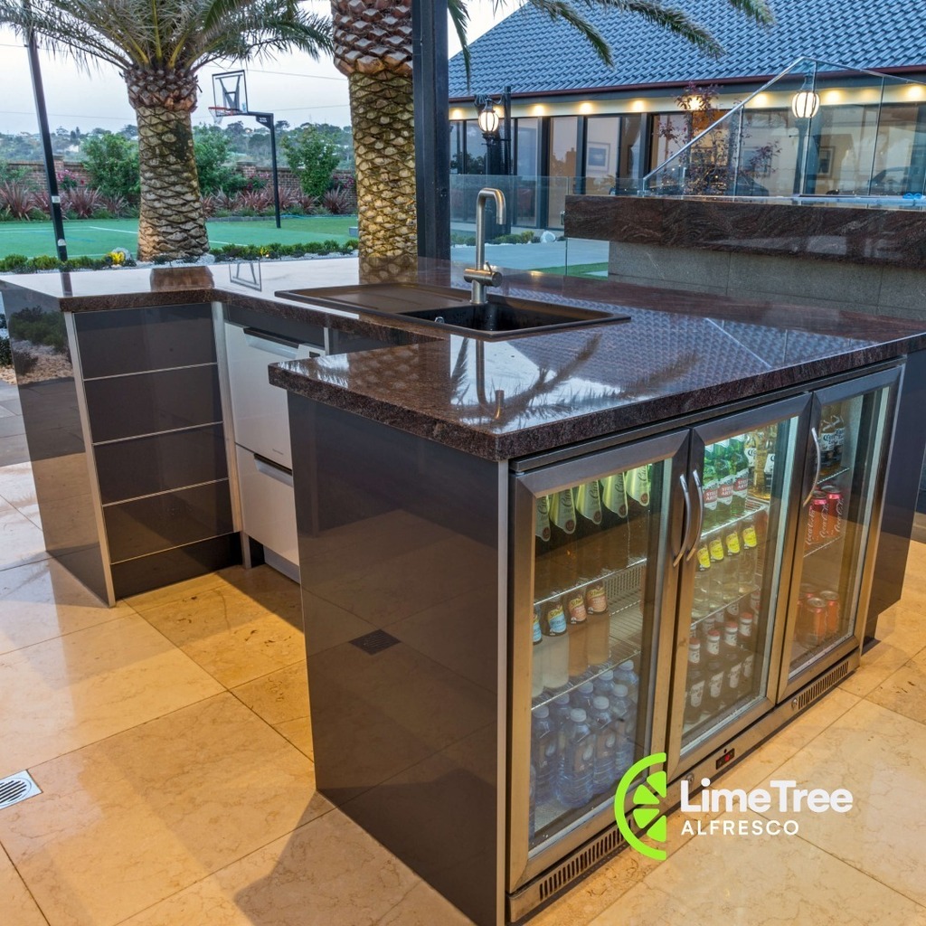 An outdoor kitchen is a great way to increase the value of your house and make it a lovely gathering place for friends and family. With 3D Renders, we advance the design farther. Our client service goes above and beyond the norm. 

Let's create your drea… instagr.am/p/CrxYeIAM-F7/