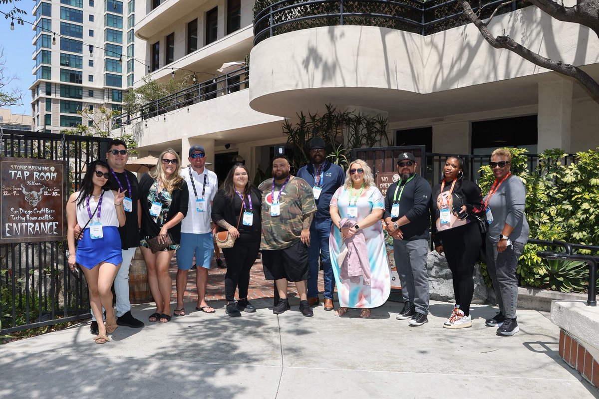 Flora Nuses tweet media