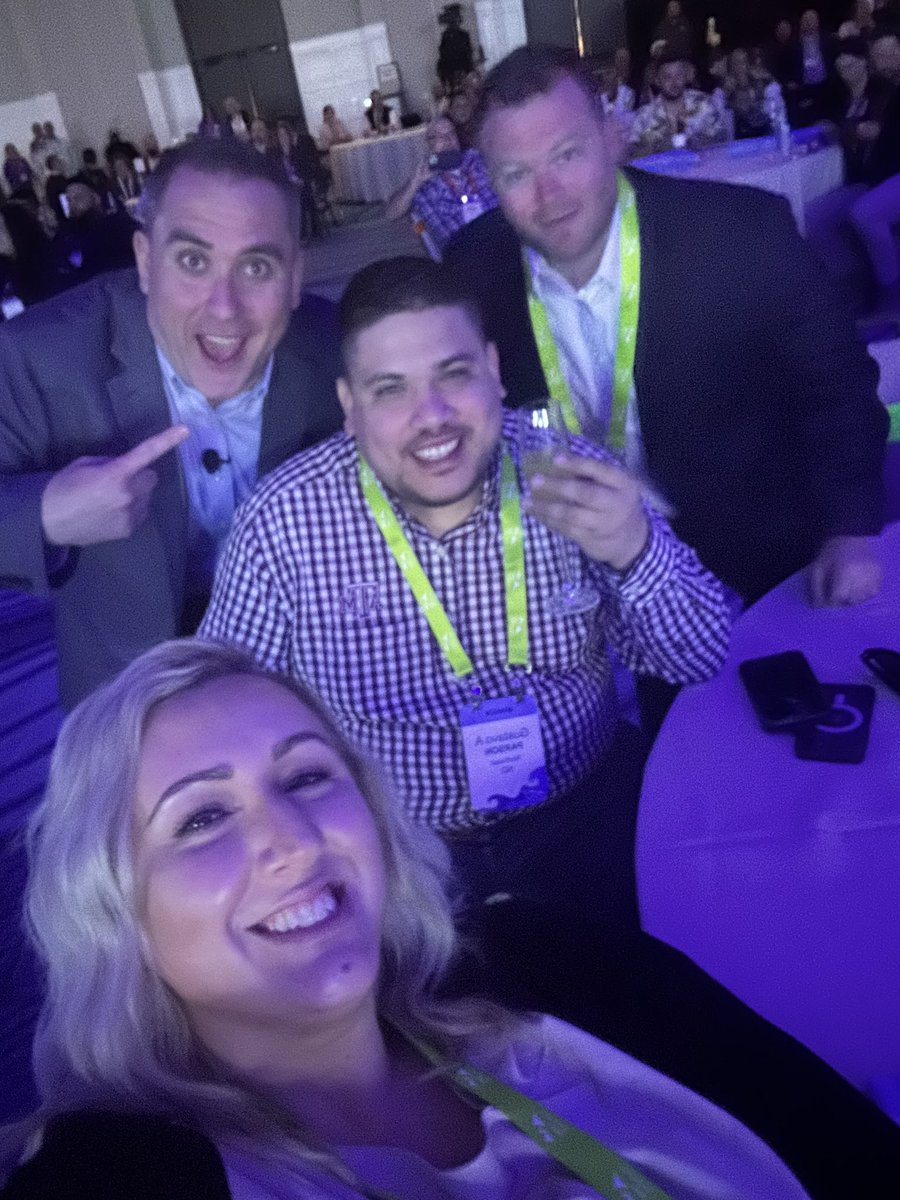 Flora Nuses tweet media