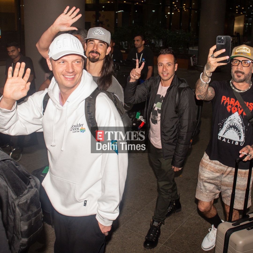 DelhiTimesTweet's tweet photo. .@backstreetboys have arrived in #Mumbai 🥳

They are all set to perform on May 4 and 5 in #Mumbai and #Delhi, respectively

#BackstreetBoys #DNAWorldTour https://t.co/Ukn1JH2hHu