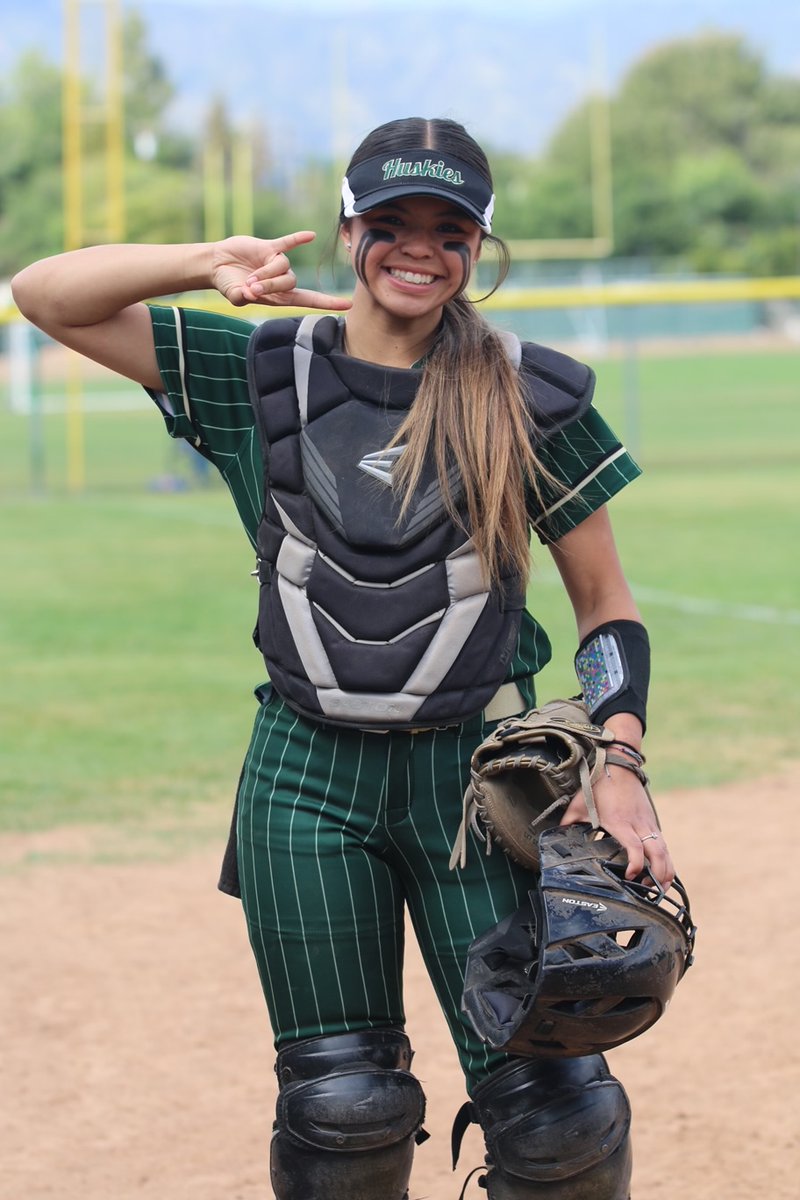 210PrepSports's tweet photo. Softball: @SouthHillsHigh1 6, Corona Centennial 3. The Huskies tallied seven extra-base hits, including three HR's. SHHS improved to 23-2-1 &amp; travel to Murrieta Mesa on Thursday. @SHBaseball03 
https://t.co/ByStPTO8r5 https://t.co/cnxhIbJMY3