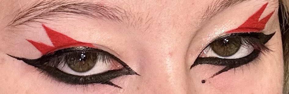 green_milktea17's tweet photo. karai eyeliner at 1am 💪 https://t.co/g7U26QQyoz