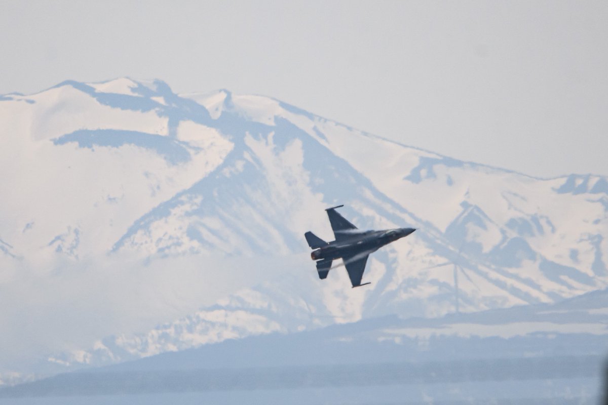Setchy_111's tweet image. 2023-05-03 13:25~
F-16デモフライト訓練
 #PACAFViperDEMO 
 #DemoPacaf
 #三沢基地