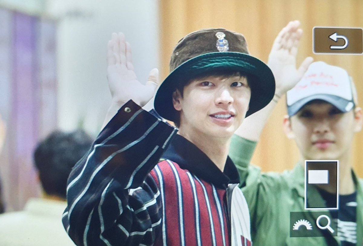 6candoit's tweet photo. 230503 가요광장
귀여워💙
#성재 #SUNGJAE #BTOB https://t.co/AwpyHkvQNM