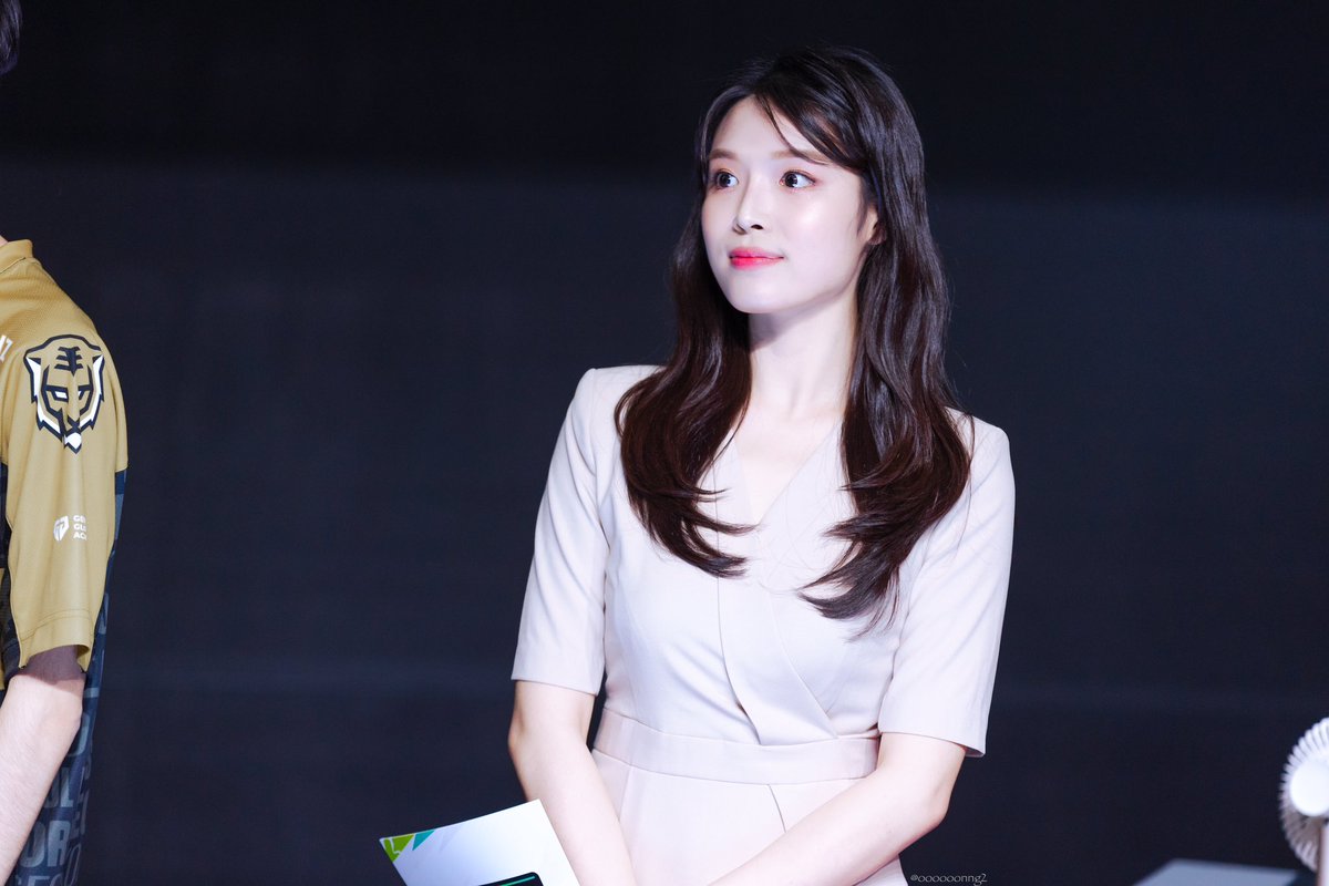 oooooonng_pic's tweet photo. 오버워치 리그 동부 스프링 스테이지 예선전 Day 1

#손혜민 https://t.co/XueT1GGugc