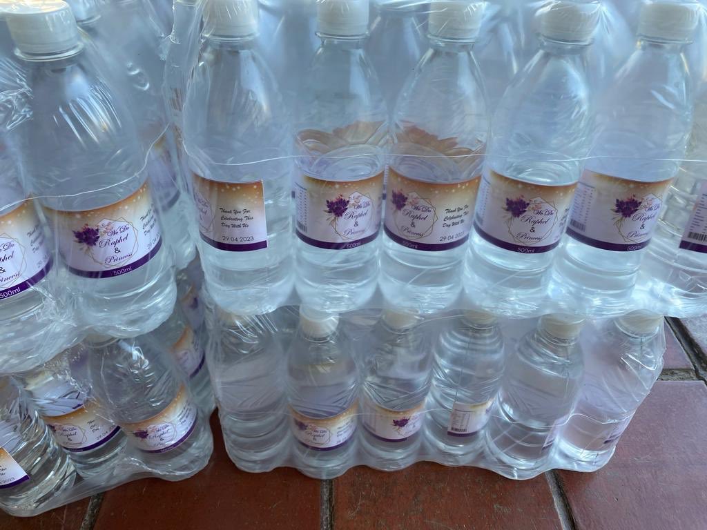 hydrobeverages's tweet photo. Another satisfied customer!!Congratulations @Raphael and Princess Chatikobo on your wedding. Thank you for choosing us as your water supplier#EVERY Drop is Bliss#💧 https://t.co/vAir9eXch3