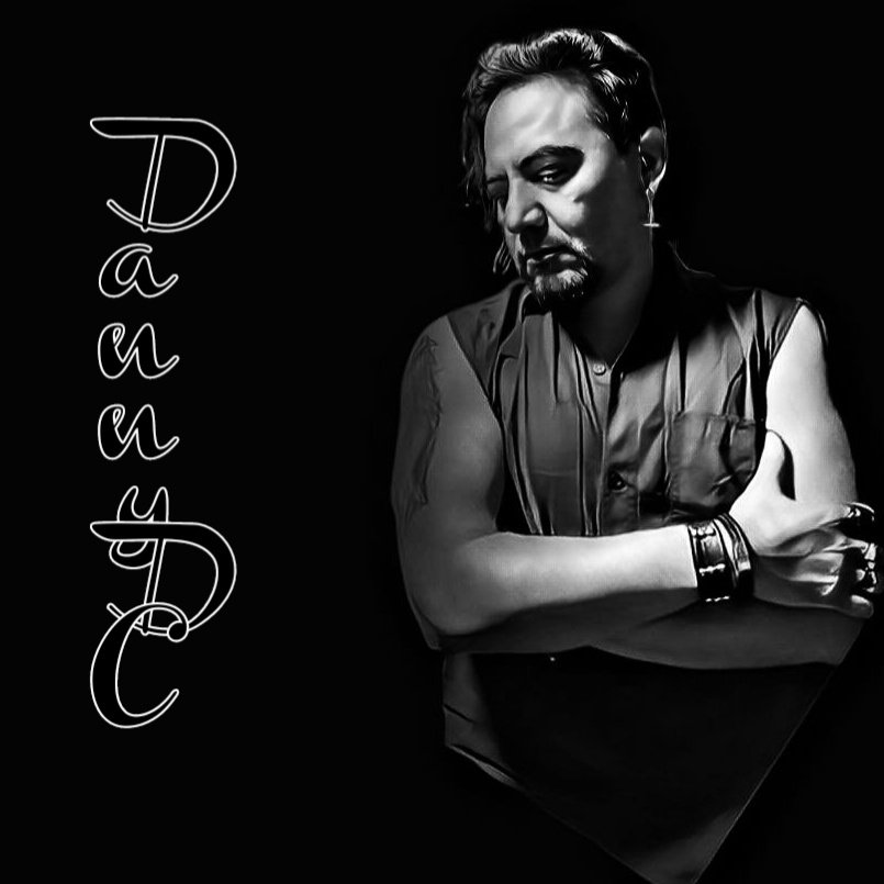 DannyDC's tweet image. #NuevaFotoDePerfil la forma en la que decides vivir tu vida marca la pauta para que puedas alcanzar tus deseos... DannyDC 🤘🏼😎🔥🔥✨