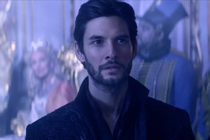 theatreStephie's tweet photo. My 4 favs for Shadow & Bone
Drop an emoji and I’ll give you a show to do the same 😊
My faves all come in pairs 🥰 https://t.co/n3rTHvL5UT