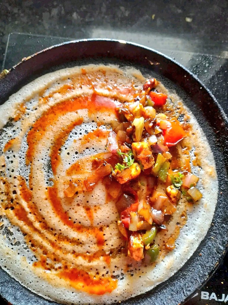 sunayaaa21's tweet photo. ସକାଳୁ ସକାଳୁ ଉଠି ଆଜି କରୁଛି ମୁଁ ଅଫିସ ନେବି ବୋଲି ସାଙ୍ଗ ମାନେ କହିଥିଲେ ମସଲା ଚକୁଳି ଖାଇବେ ବୋଲି ସେଥି ପାଇଁ କରିଛି, ତେବେ କୁହନ୍ତୁ ବନ୍ଧୁ ମାନେ କେମିତି ଦେଖା ଯାଉଛି?? 🤔🤔 https://t.co/miIoY2ymOp