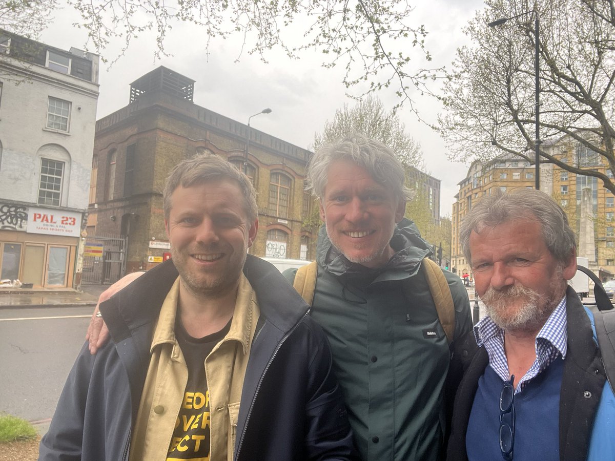 Great to meet up and chat with John Trolan from <a href="/TheNelsonTrust/">The Nelson Trust</a> last week following <a href="/RevDoors/">Revolving Doors</a> #LivedExperience event. Thanks for all the advice, guidance and support as we progress and develop @communityTPRP #community #recovery
