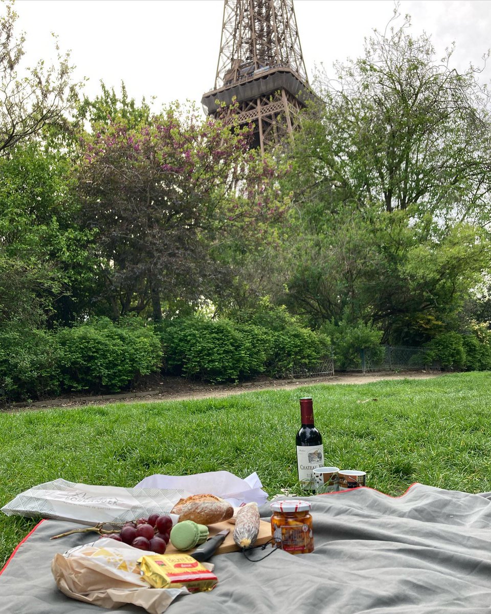 🇫🇷 Paris 1/2

What a week for my stomach 🍷🥖🧀 instagram.com/p/CrxVeQfoC2I/