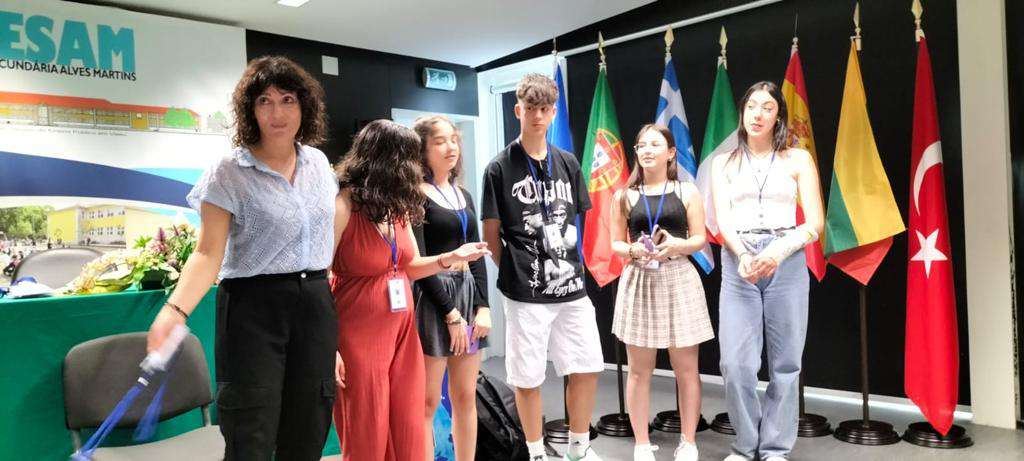 ieslagandara's tweet photo. Quinta movilidad de nuestro #erasmusplus #KA229 En esta ocasión nos reciben nuestros socios en #Viseu 🇵🇹 Enjoy the experience! 
@EUErasmusPlus @sepiegob @cfieponferasmus @educacyl https://t.co/V5ihNAnC6M
