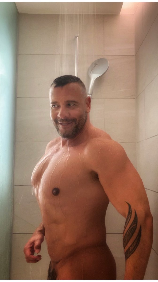 roidmusclelove1's tweet photo. #shower on #wet #Wednesday 
 
#beefybear #scruff #showerpics #bicep #ARMS #alpha #muscle #musclegrowth #inked #inkedmuscle #ROIDTEAM #ROIDLOVE #hornyasf #fitgay #AlphaTop #bicepflexing #himbo #jackedmuscle #mirrorselfie #beef #Beefcake #chest #dilf #pecs https://t.co/ii3In79p9v