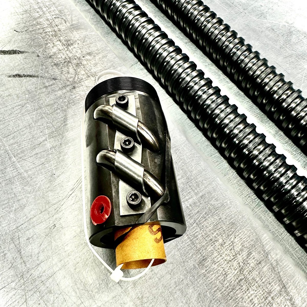 ABSSAC's tweet image. Industrial specification ball screws available. @ABSSAC #leadscrews #engineering #machinedesign #engineering #precision #motioncontrol #robotics #linear #actuator #screw #acme #acmethread #ballscrew #stepper #steppermotor #manufacturing #engineering