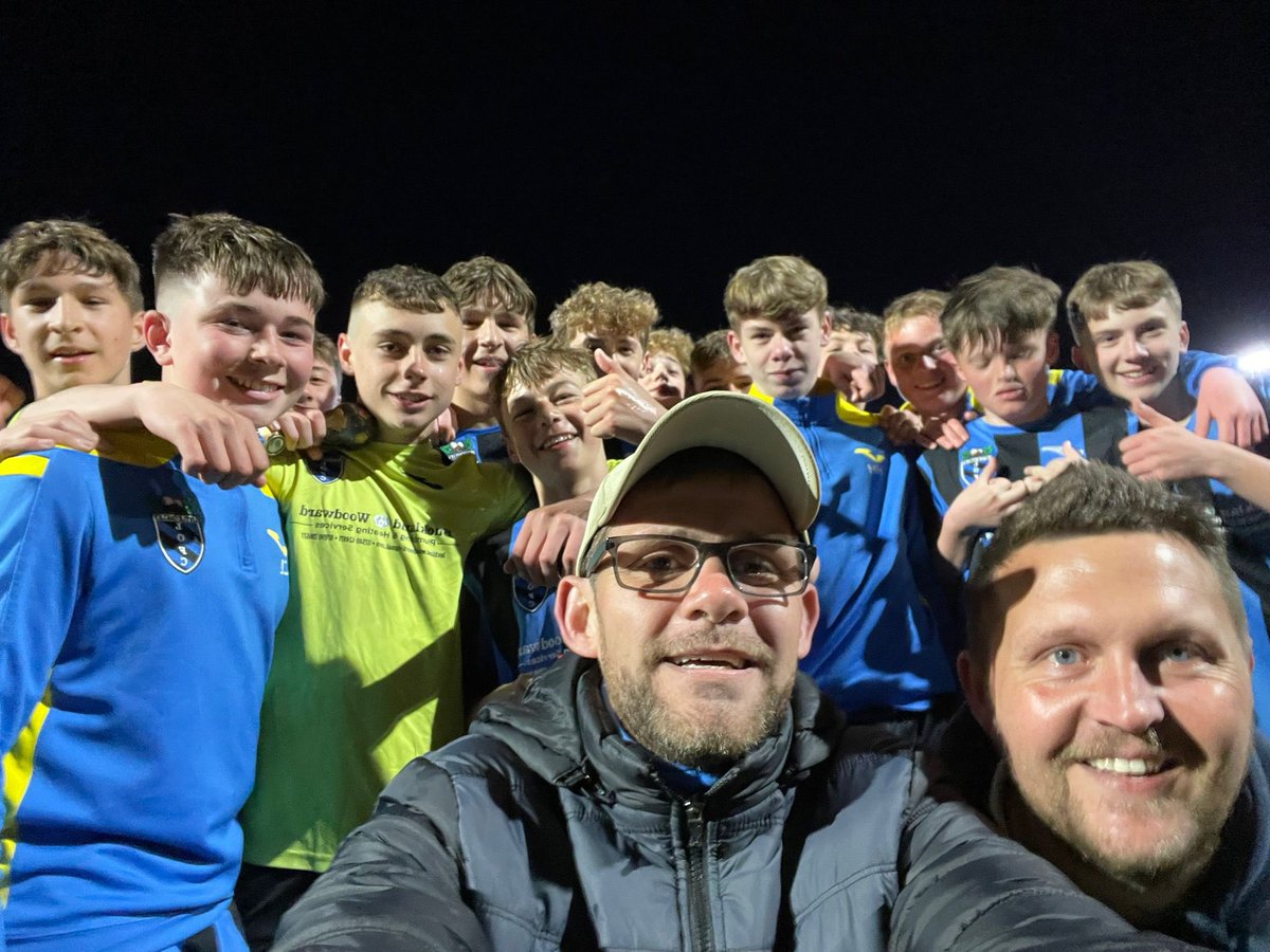 JamieJlynch's tweet photo. League champions U14s 👏🏻👏🏻💙🖤 https://t.co/ez9YiexlHE