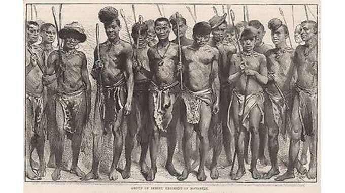 10. Ndebele men generally wore head gears known as indlukula. These hats are made of ostrich feathers and the feathers are kept fairly long. There was another type of hat made of ostrich feathers known as isigula. It is round in shape and looks like a folded hedgehog.