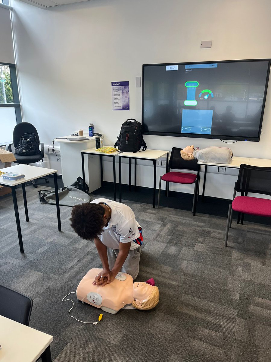 MtrsportAcademy's tweet photo. Last week, our DiSE Y1s went through a First Aid Qualification: Qualsafe Level 2 in Basic Life Support and Safe Use of an Automated External Defibrillator, delivered by Jon Bolton 👍

#MotorsportUKAcademy #MotorsportUK https://t.co/9l8HlxCibk