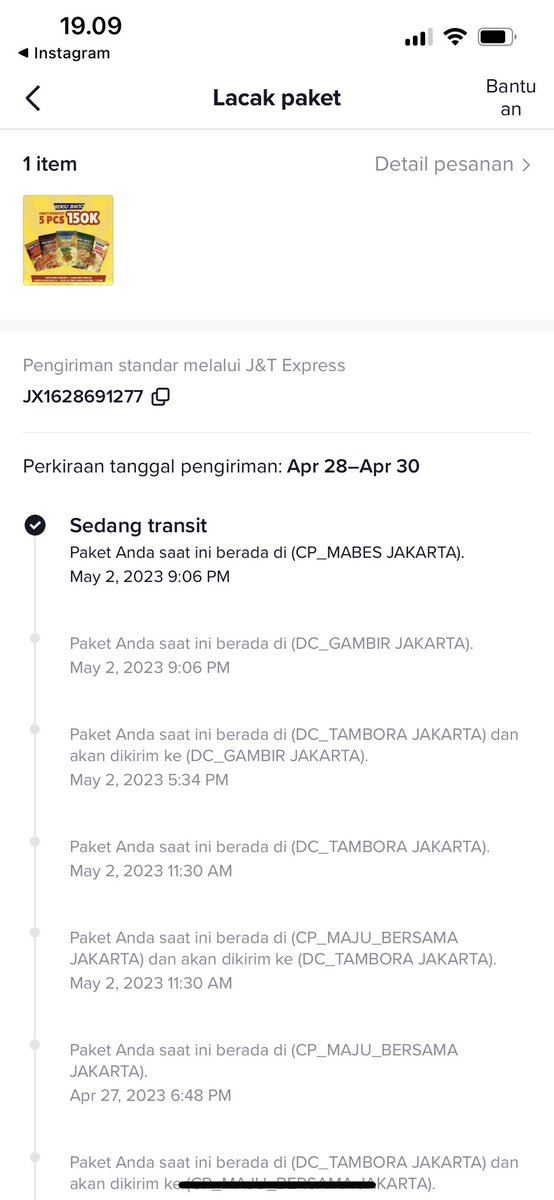 latasasr's tweet photo. @jntexpressid tolong dong J&amp;T gimana sih ini, masih sekitaran jakpus paket saya ga gerak2 sampai mau 7 hari, udh mau basi itu makanan saya!! https://t.co/FumULazBCz