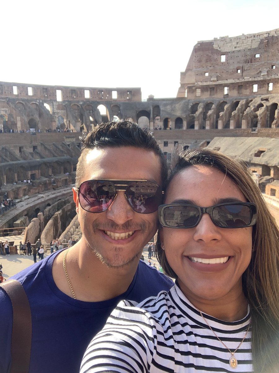 omairarojas58's tweet photo. Feliz día #ViajerosEBC iniciamos #Mayo con toda la energía 💐💐💐 vive la aventura de tu vida como tú quieras #coliseoromano #Coliseo #Roma #italia 
Únete a la gran aventura #EuropaBajoCosto #ViajaBajoCosto .Salidas desde #colombia #Peru #EstadosUnidos #panama #Canada #mexico # https://t.co/W8k2iwJGzB