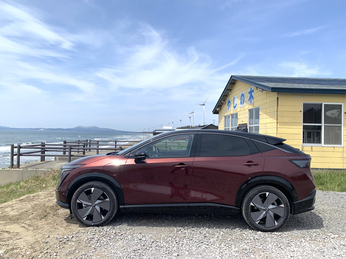 shinya_KANEKO_'s tweet photo. #BEVが醸す風景 #風力発電とBEV
#NISSAN #ARIYA #limited #B9e4ORCE
#EVchargeIINAspot
#EVmeter #BellEnergy株式会社 https://t.co/QiqNkySQN3