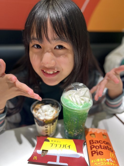 Twitterのコスプレ画像37