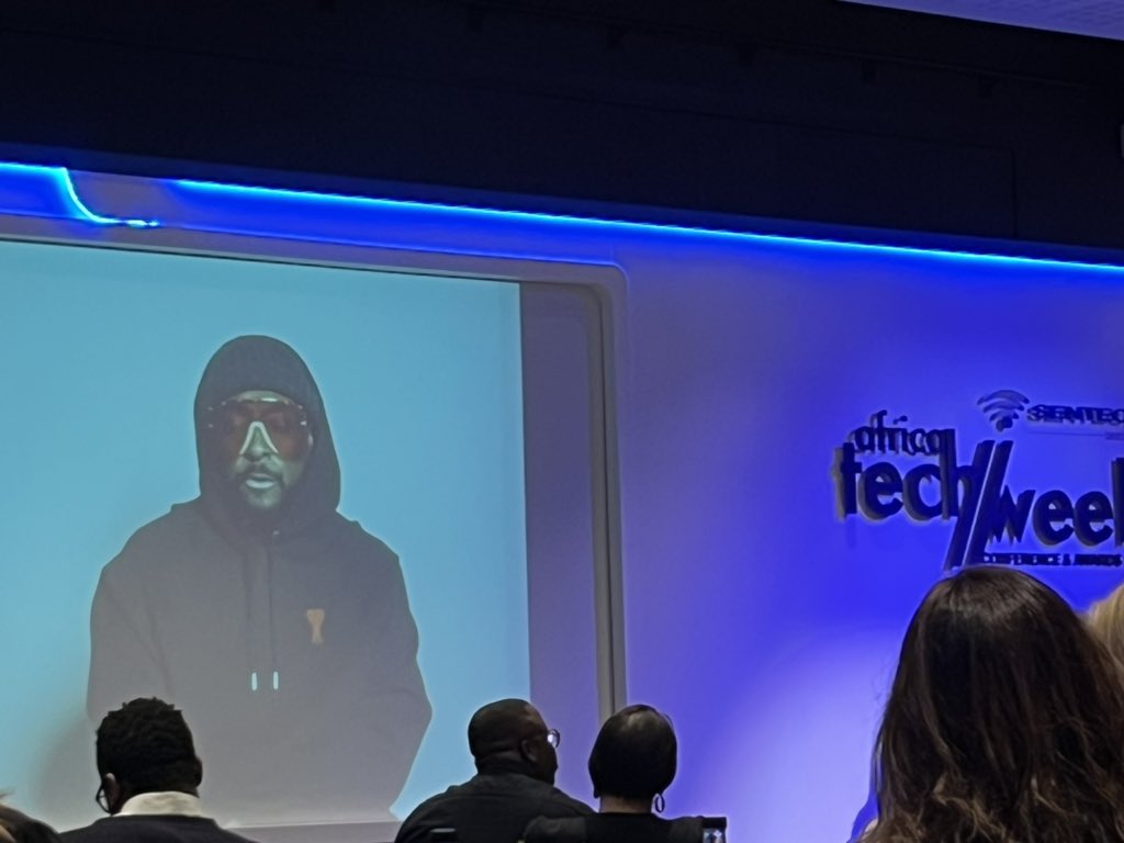 Nicely done <a href="/Topco_Media/">Topco Media</a> <a href="/AfricaTechWeek/">Sentech Africa Tech Week</a> <a href="/iamwill/">will.i.am</a> . Very cool 👌