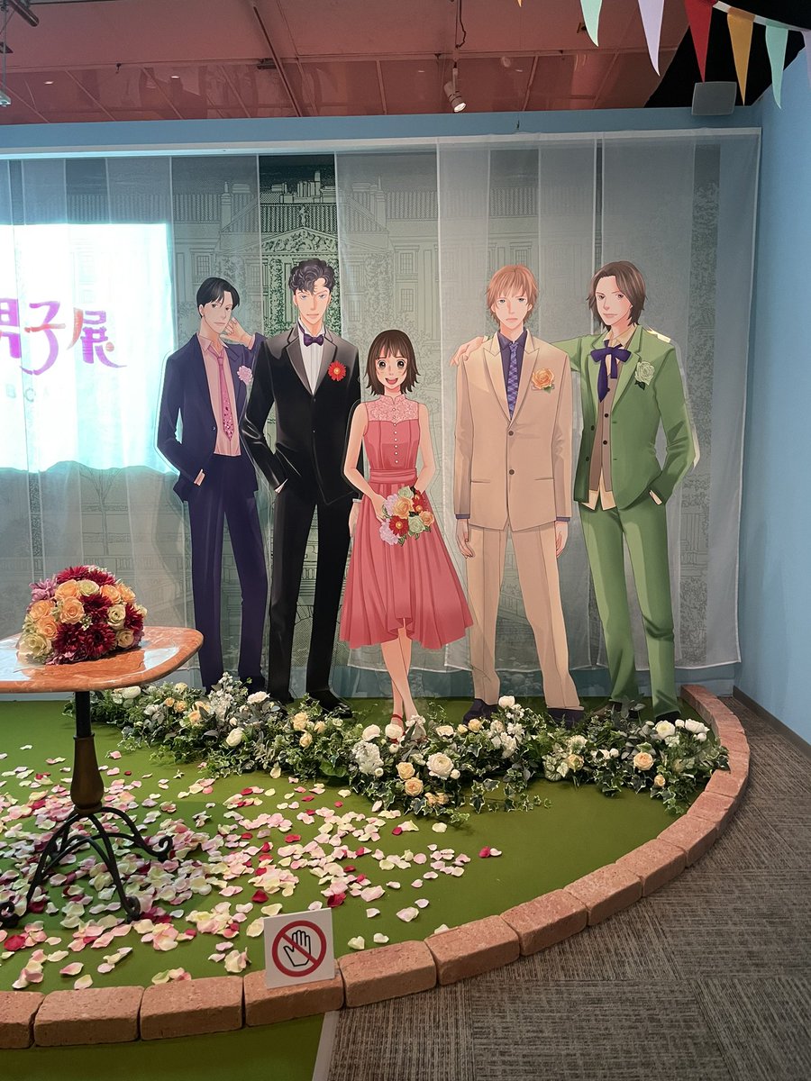 10emi08's tweet photo. 念願の花より男子展行ってきた𓂃༞♡
もう数々の原画見れて本当感激だった！！
行けて本当良かったぁぁぁ( ･-･̥ )˖ ࣪⊹
また全巻読み直したい✿*゜ https://t.co/AfnQcCLIzb