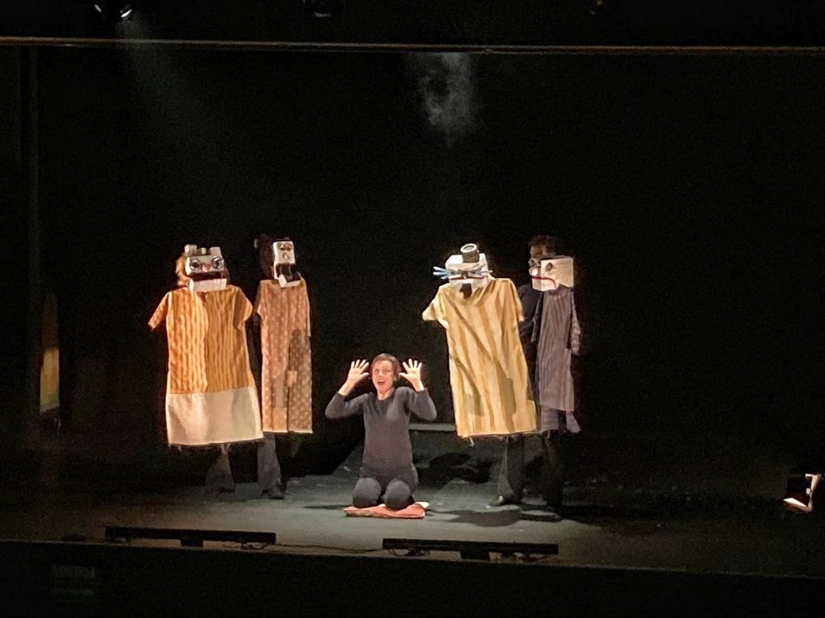 AddauraCia's tweet image. Quins dos dies més bonics hem passat amb les menudes i els menuts de les escoles de Palau-solità i Plegamans! 🤩
Moltes gràcies!!!! 😍 Tornar a casa amb KLÉ sempre és un plaer!! 💫

@palauplegamans @TEIAMONER @EscenaFamiliar @ttp_cat @ciatre_teatre 
@MitTeia