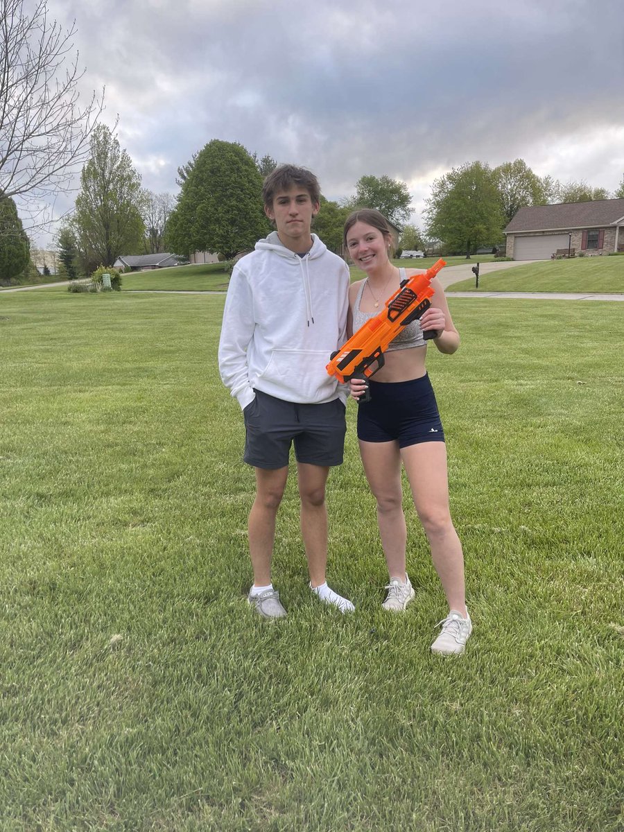 Reganne got goody before school. Show me your tips up 5-4 on 407 forest ave