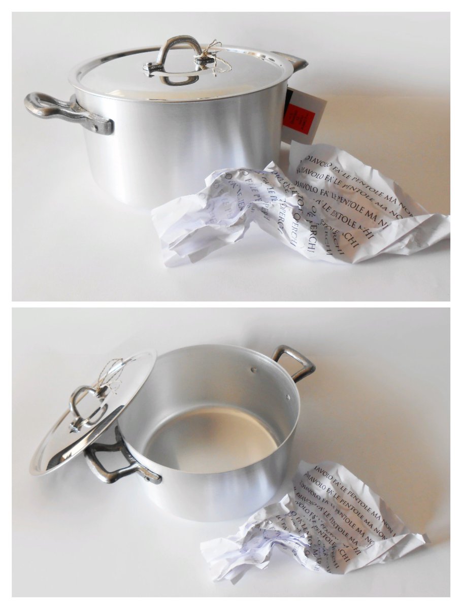 LCaggianello's tweet photo. " Il diavolo si è fatto furbo.... - The devil gets cunning.... "
© Luciano Caggianello
#art #artist #conceptual #conceptual_art #minimal #pots #installation #lucianocaggianello #society #contemporary #concept #artforsociety #alumium #poorart #ArtistOnTwitter #deepconceptual https://t.co/QGjTrae7av