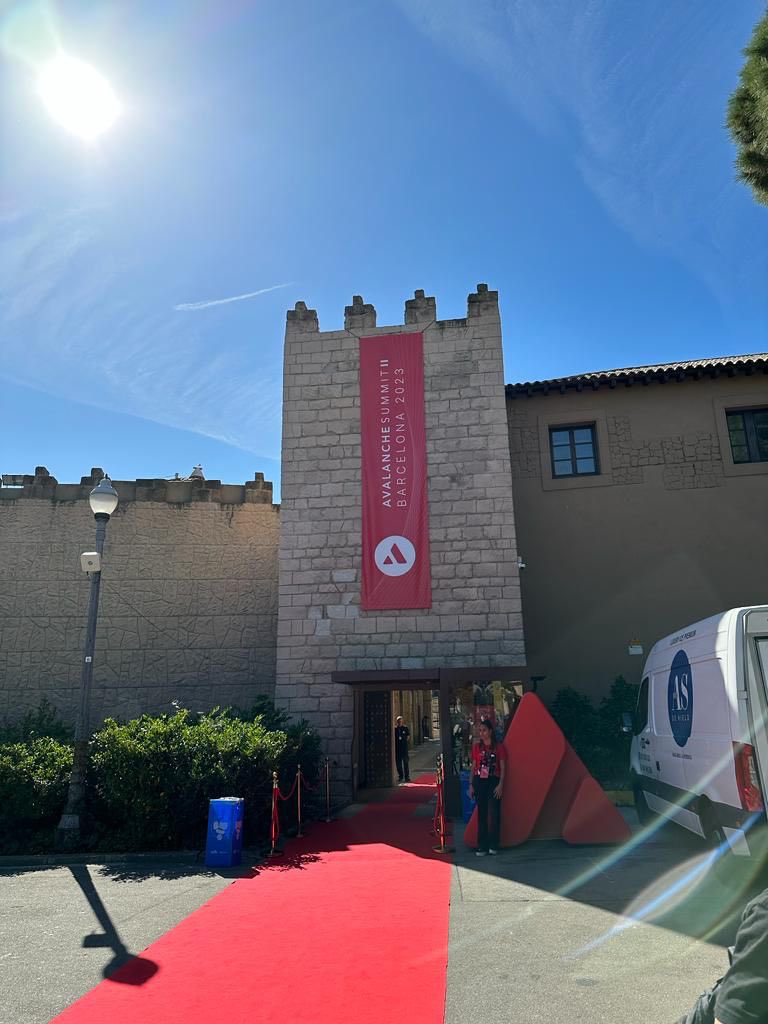 IKU Blockchain tweet media