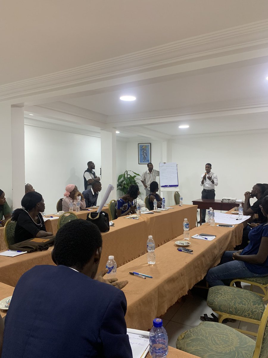 Presentation on “Barriers faced by young entrepreneurs in Ghana” by the two groups!
<a href="/ActionAid/">ActionAid</a> <a href="/ActivistaGh/">Activista Ghana</a> 
#ActivistaGhana
#YouthPower