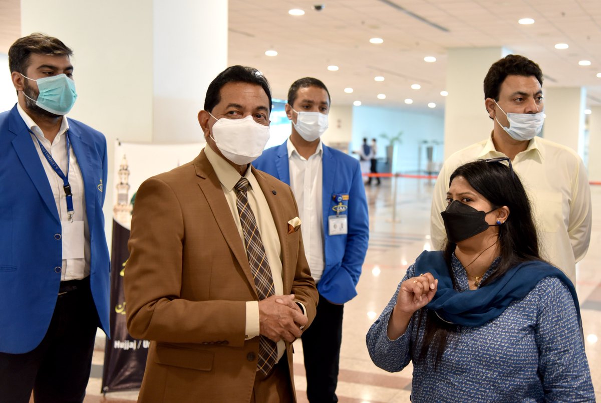 Dr Mahipala, WR Pakistan, handed over Infection, Prevention &amp; Control (IPC) supplies and awareness raising messages to the airport health authorities to strengthen infectious disease surveillance and for early detection of mpox cases at the POE