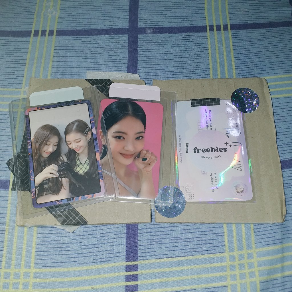 dlmrie's tweet photo. 💌 : ꒰ #murrmails ꒱
Okay okay so dumating na ChaerLia ko >< Thank u so much @hwngyejibuys dahil pinauwi mo silaaa 🥰 Alam na alam mo talaga pano pakiligin moots mo 🙈
— #hwngyejibuysfeedback ★. *・。゚✧⁺ https://t.co/EBHTZmBSx7