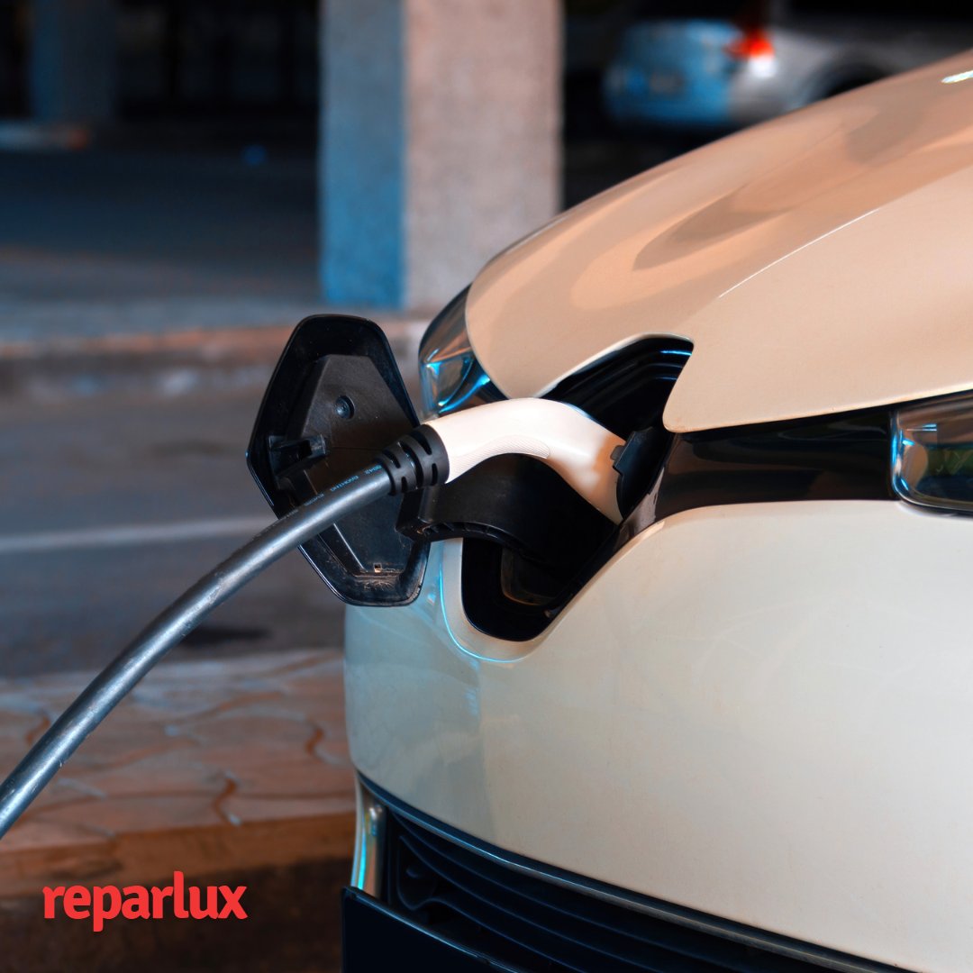 reparlux's tweet photo. INSTALAMOS TU PUNTO DE RECARGA DE VEHÍCULOS ELÉCTRICOS | Tanto para viviendas individuales, como empresas, organismos y comunidades de propietarios. 

📞 | 608 667 087 o 📩 contacto@reparlux.com #cocheeléctrico https://t.co/xMimfwgpAT