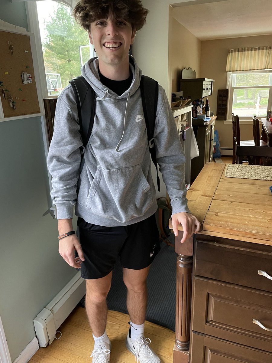 traceytodesco's tweet photo. Excited to work on my bball IQ and my shot @PGCbasketball #pgcclassof2023 https://t.co/K9ANgS2o1t