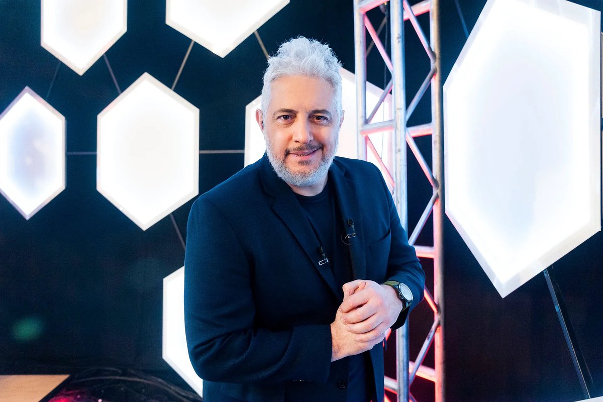 LuccaMelpiOk's tweet photo. TV 📺>> SORPRESA: Tras su paso por #ComoTodo, @marianopeluffo vuelve a la gastronomía y es el nuevo conductor de #QueMañana en @canal9oficial. https://t.co/sno7K9LfcT