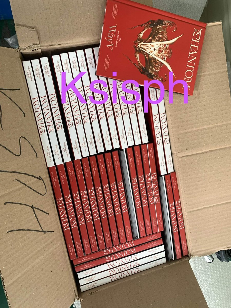 #KsisphSALE

wts lfb ph wayv albums

WayV Phantom Unsealed 
₱90 ea

💜pb+cd+random inclu
💜can choose ver

STBO 
Payo or 1 week dop

comment mine+qty+ ver