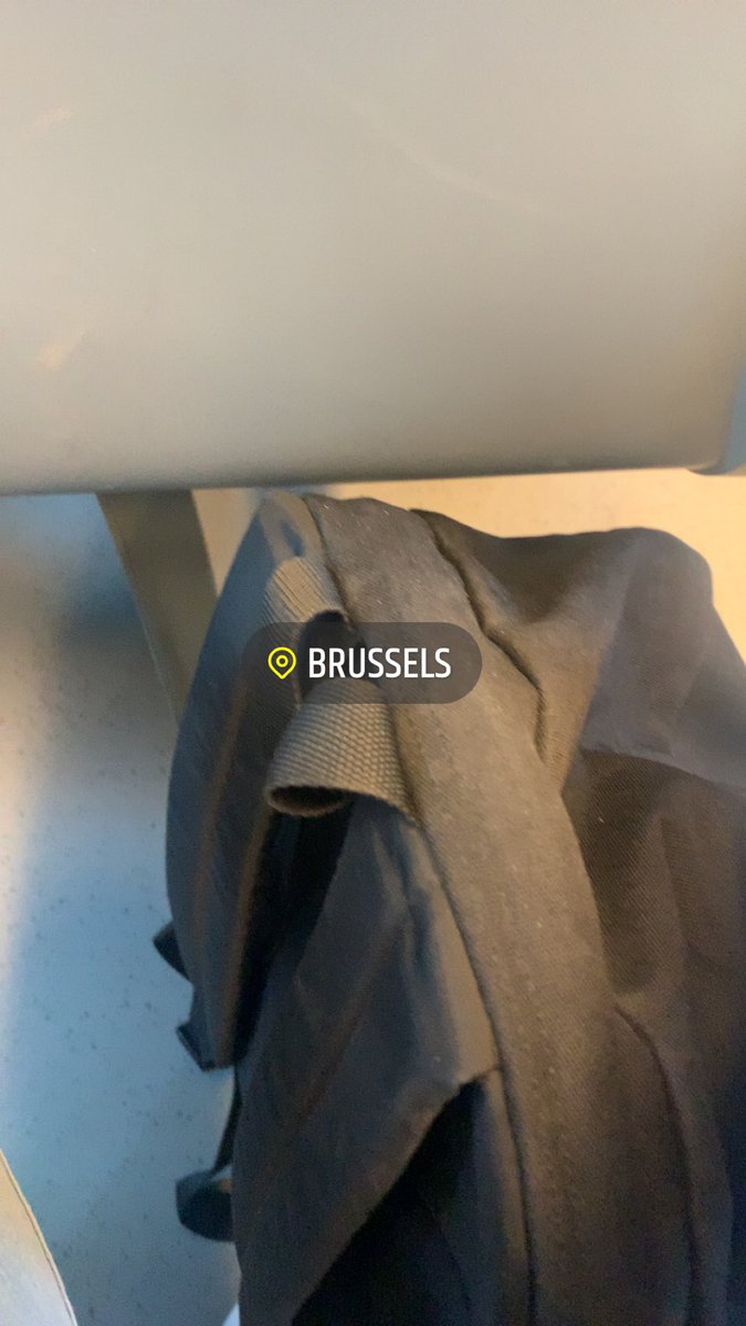 Shadou_OW's tweet photo. I hate trains. https://t.co/FRq8etntuF