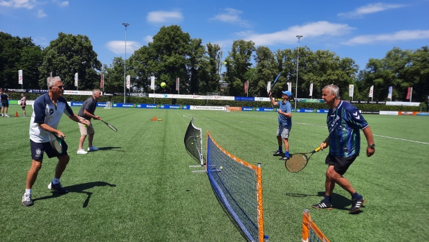 de Swollenaer tweet media