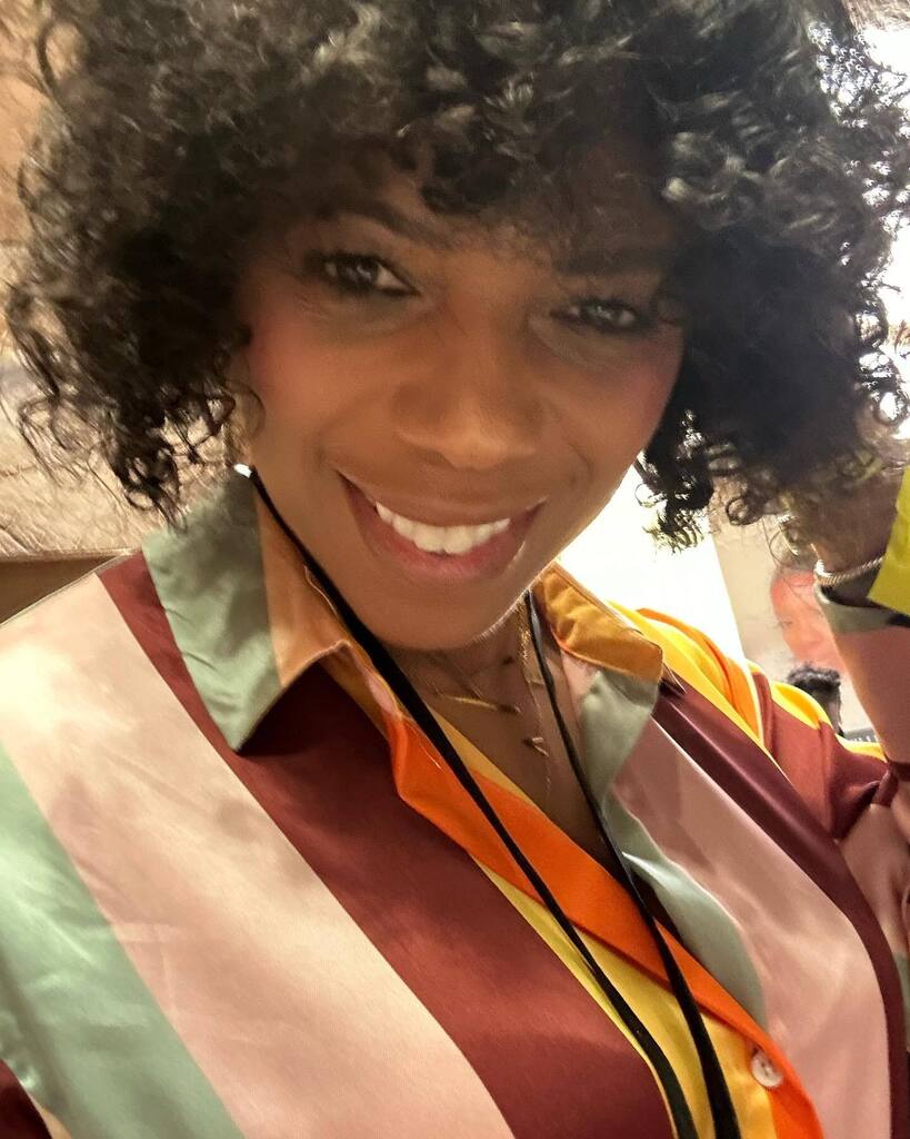 IamKizzyDogan's tweet photo. Pic 1: The face you make when beautiful things keep falling in your lap. #alignment #prayersanswered #godsfavorite 

Pic 2: just reminding y'all great people that my burfday is May 31st!

So this year if you really want to bless me on K-Day please consid… https://t.co/rnqbIV2D11 https://t.co/0vSWO5SND9