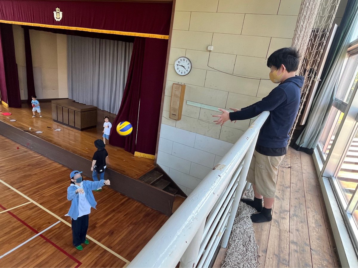 rie_camping's tweet photo. 廃校キャンプ、体育館が自由に使えて良き。
やりたかった事が出来る感じ。
#CAMPiece君津 https://t.co/57uJcVwTHM