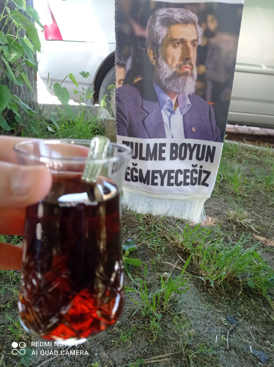 ilknur_celen01's tweet photo. Kıymetli Hocam 
Bahar gelir yine Elbet
Filizler yakın...

#GönüllerBirOlsun
#AlparslanHocayaÖzgürlük
#carsamba 
@FurkanDerCeyhan https://t.co/XYiaZ4eVx5