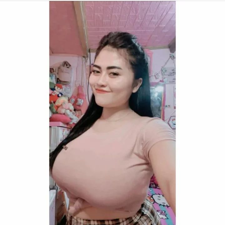 Jalan-jalan ke Jakarta
Singgah sejenak ke Bekasi
Selamat siang semuanya
Izinkan saya memperkenalkan diri