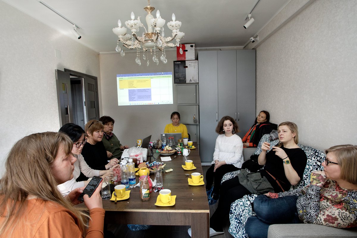 KynnysR's tweet photo. Viime joulupyhien alla käynnistyi #Vammaiskumppanuus-rahoituksella Keski-Aasian vammaisten naisten voimaantumisen kehitysyhteistyöhankkeen ulkoinen #Evaluaatio. Englanninkielinen raportti on nyt luettavissa @KynnysR sivuilla: https://t.co/LFmHK2k2sM #Empowerment #Disability https://t.co/mjyj17ppgH