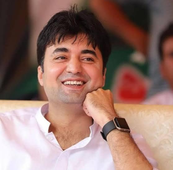 ISFComsats's tweet photo. وہ مرد نہیں جو ڈر جائے حالات کے خونی منظر سے
جس دور میں جینا مشکل ہو اس دور میں جینا لازم ہے 
#IAmMuradSaeed
@Amjad_ISF https://t.co/rkveIo7J6R
