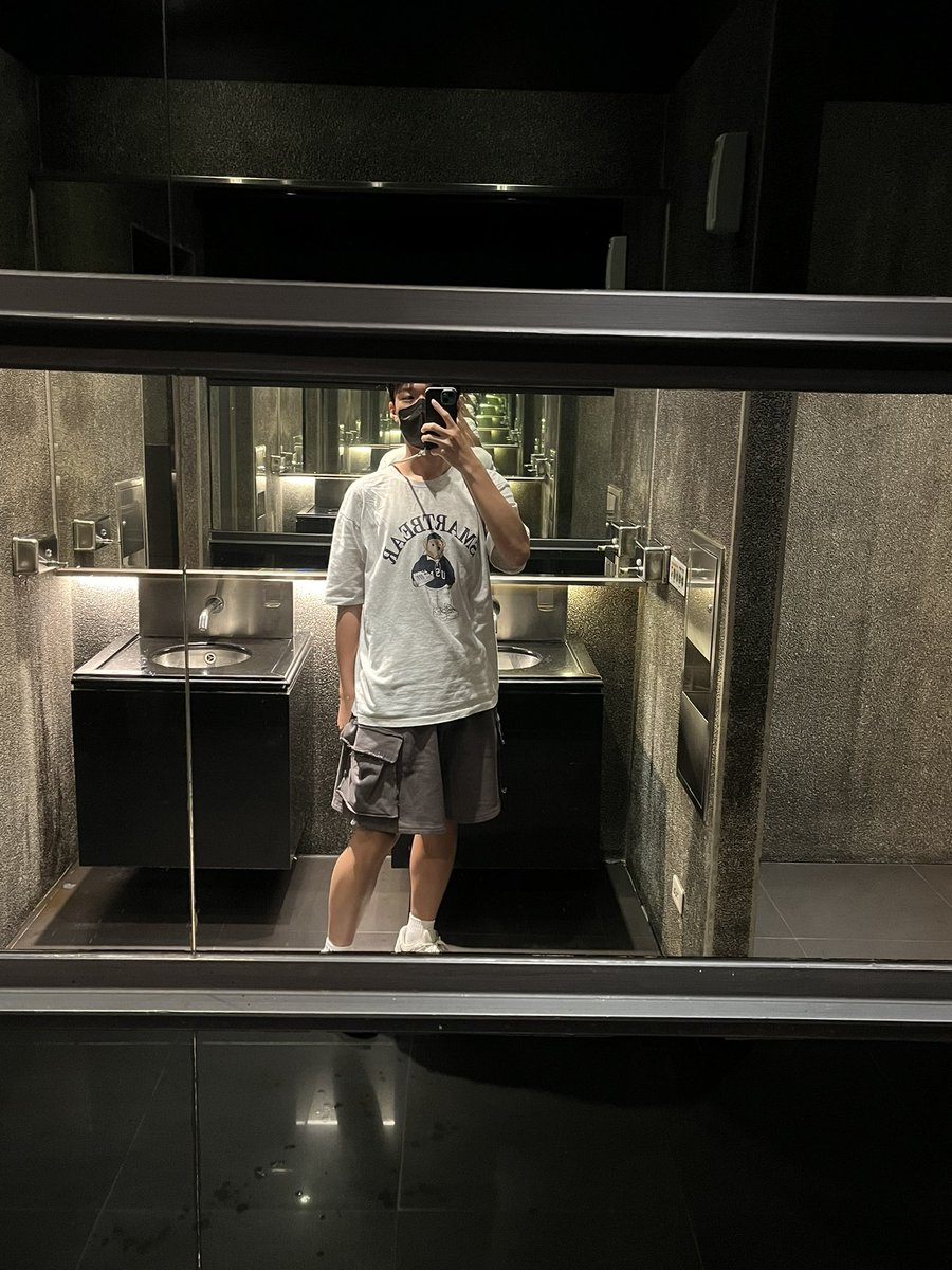 幾天前的ootd，這件褲子好好看🥹